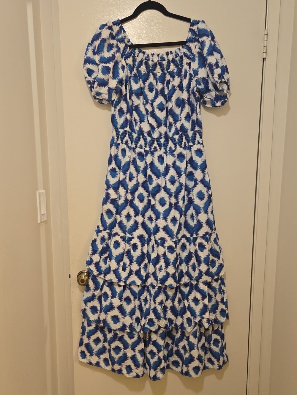 Knox Rose Sz M Blue & White Ikat Puff Sleeve Maxi Dress